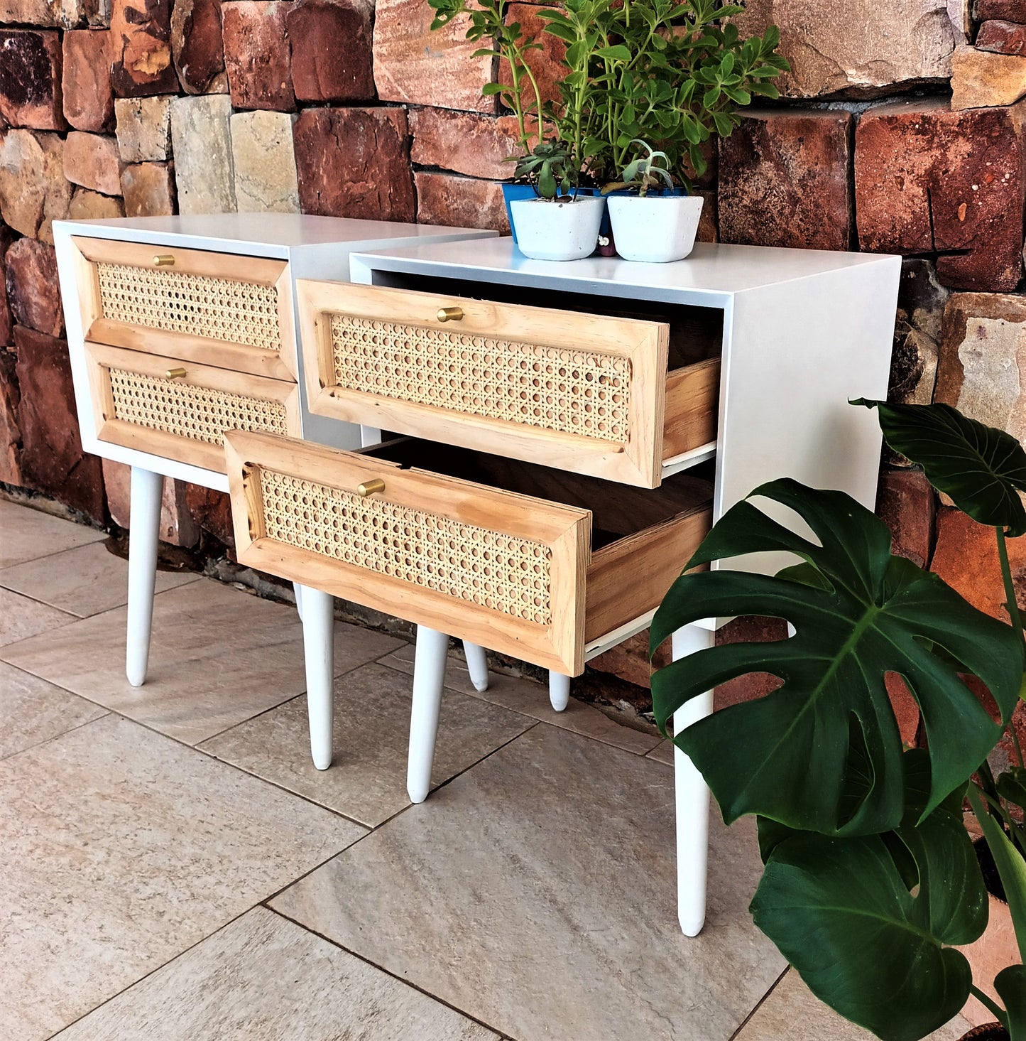 White Rattan Retro Pedestal
