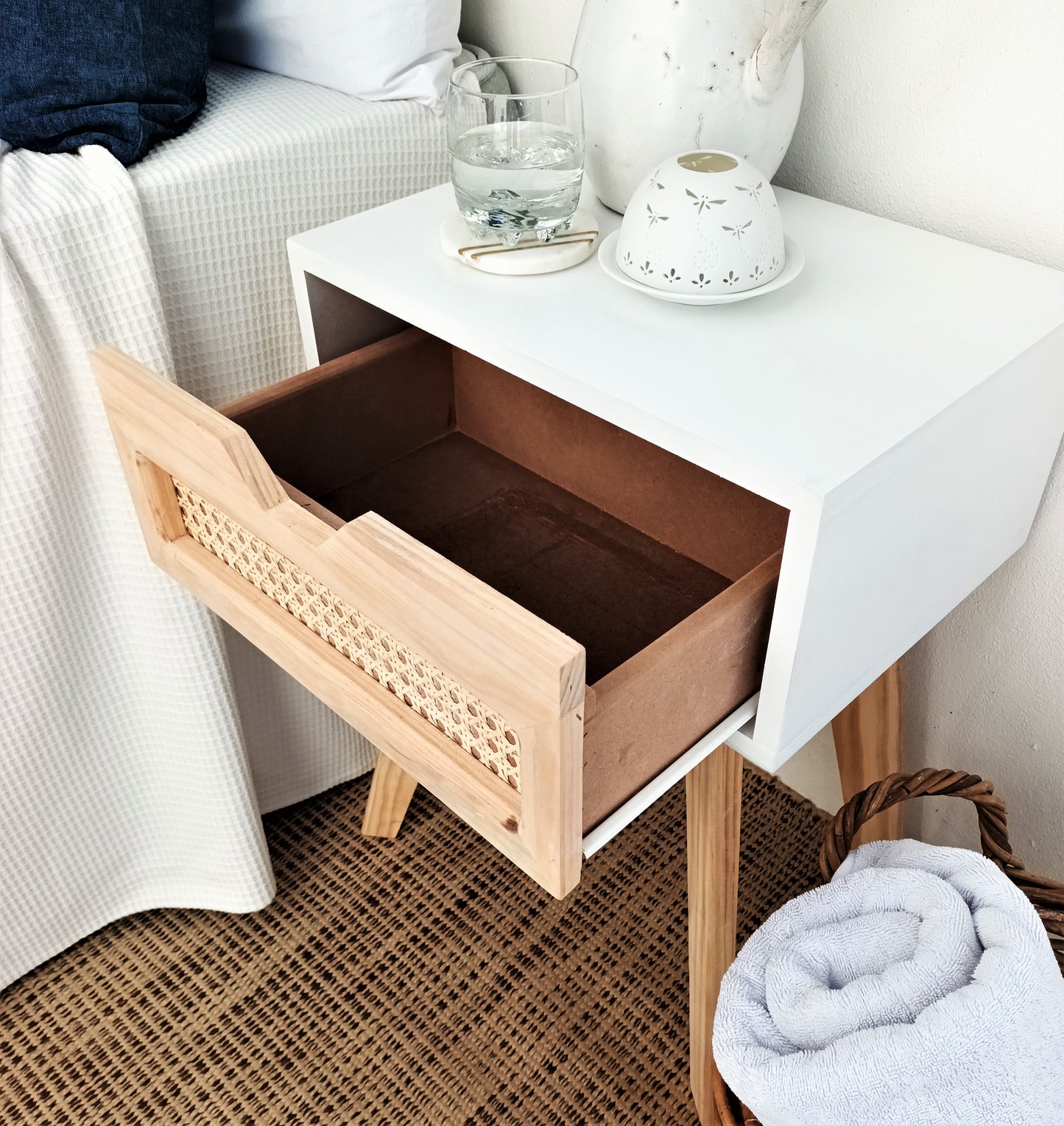 White Rattan Sorento