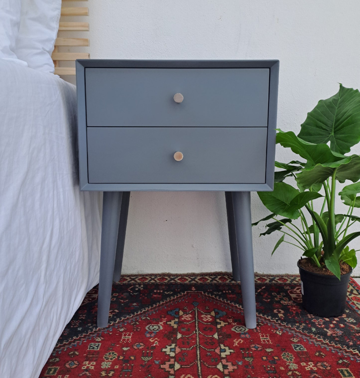 Grey Retro Pedestal