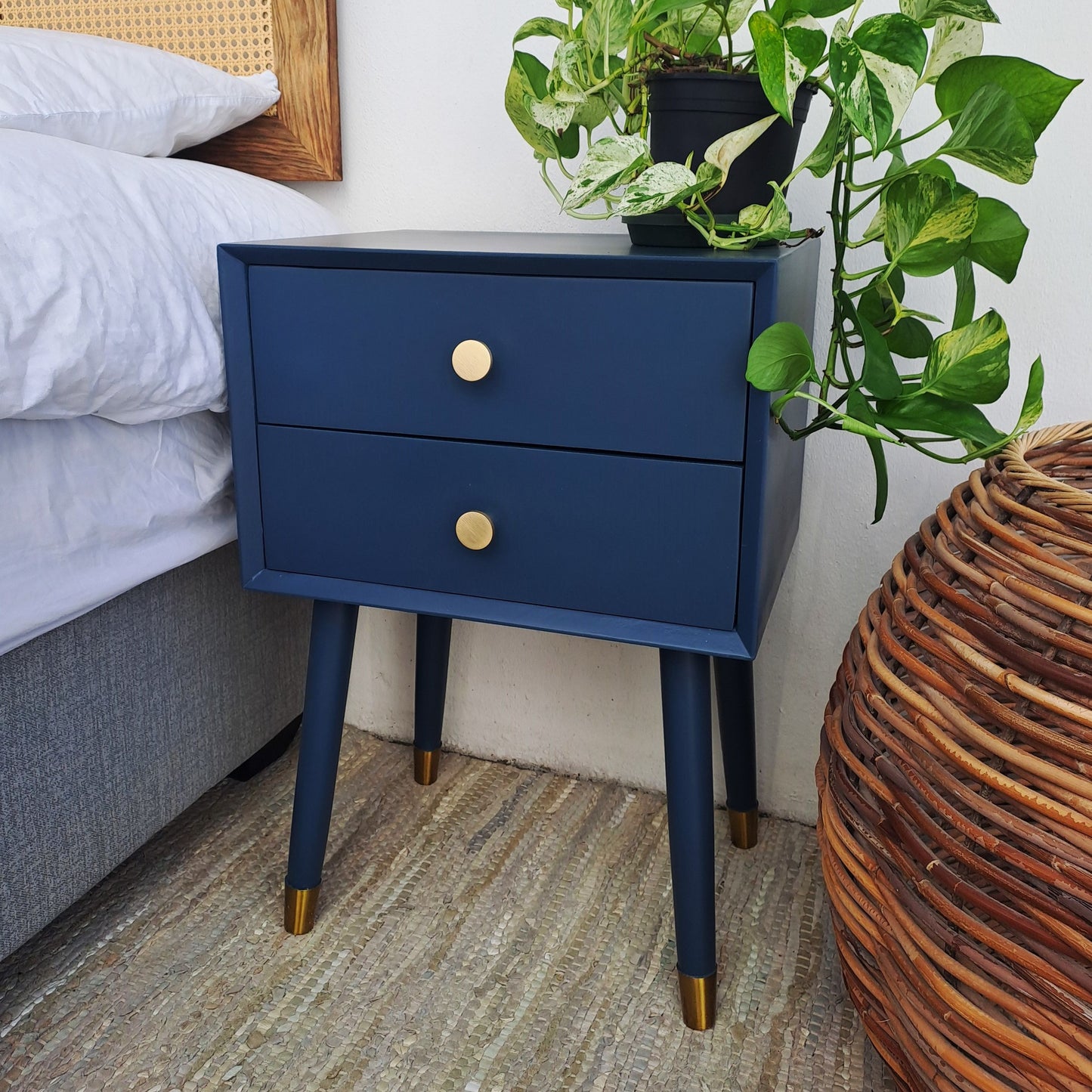 Gold Capped Soft Green Retro Pedestal