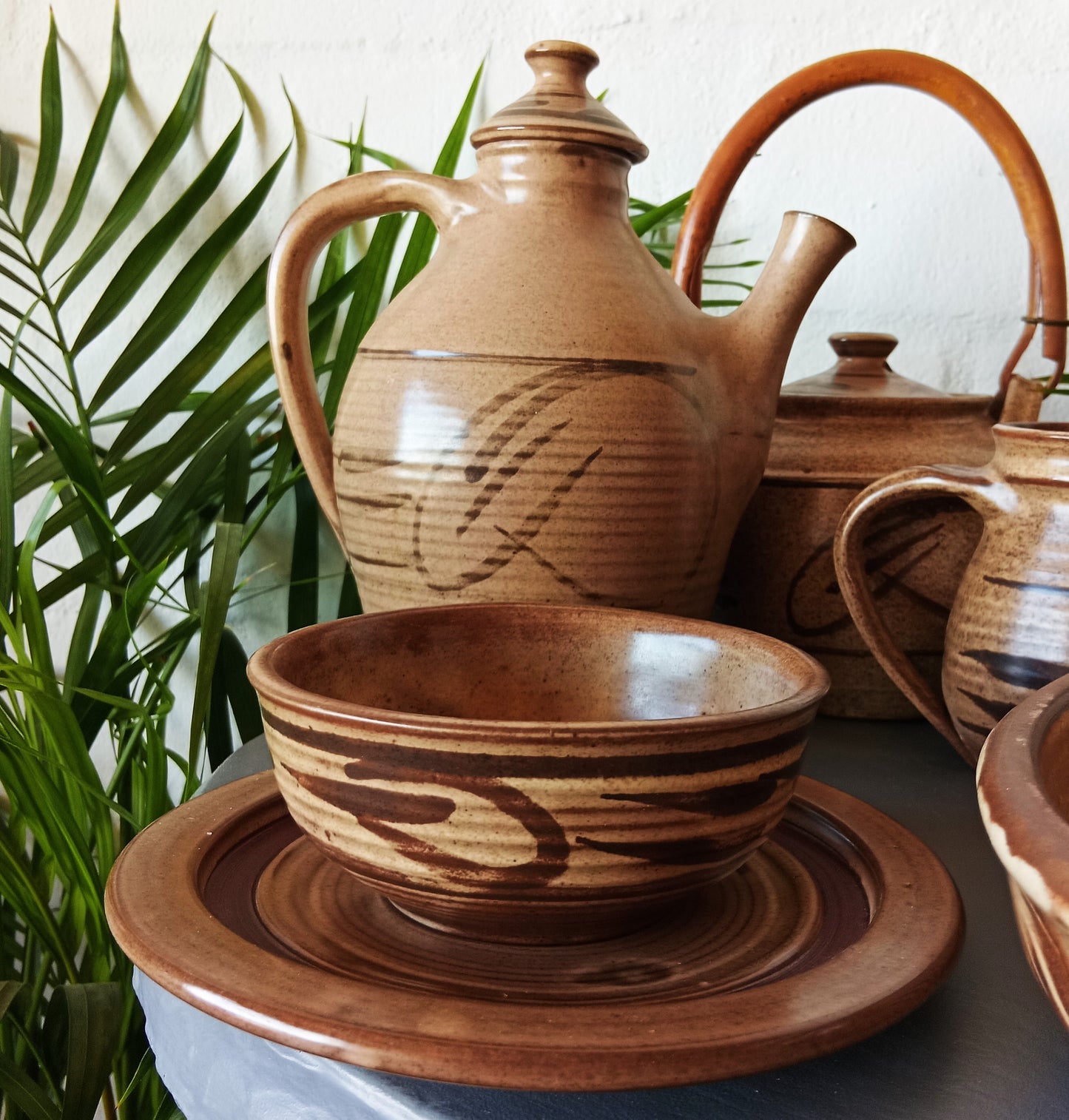 Vintage Earthen Ceramic Crockery Set