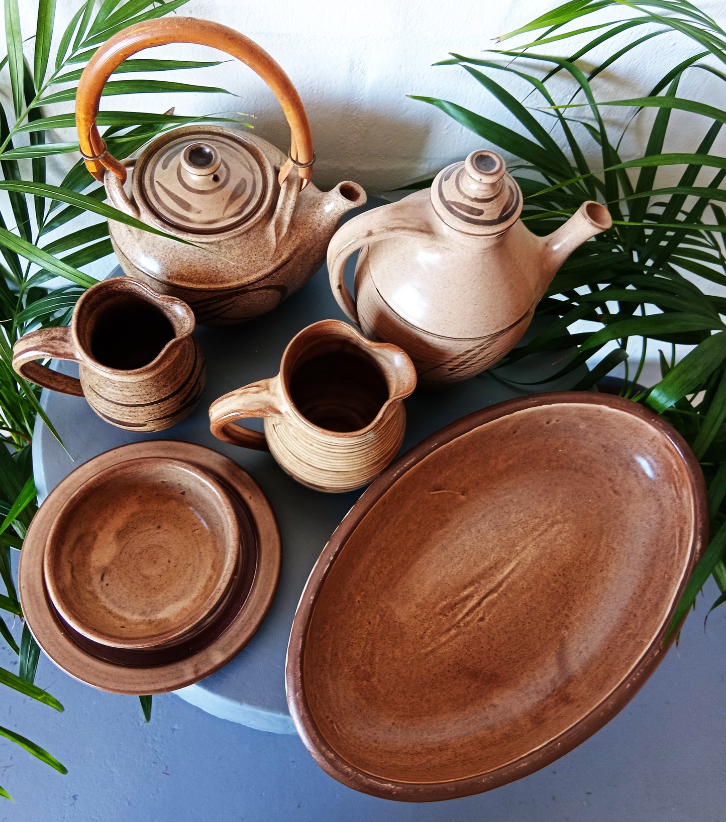 Vintage Earthen Ceramic Crockery Set