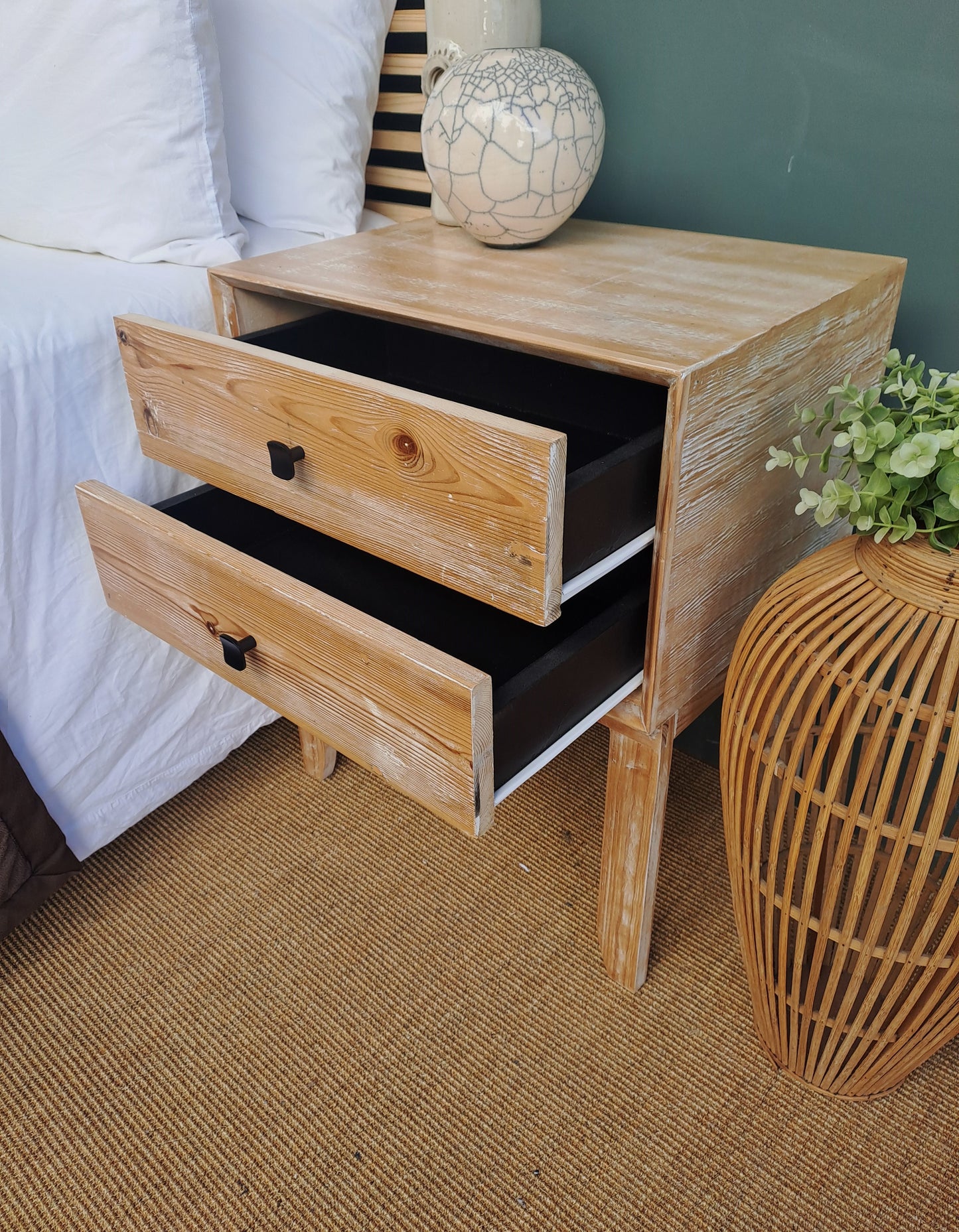 Natural Finish Modena Pedestals