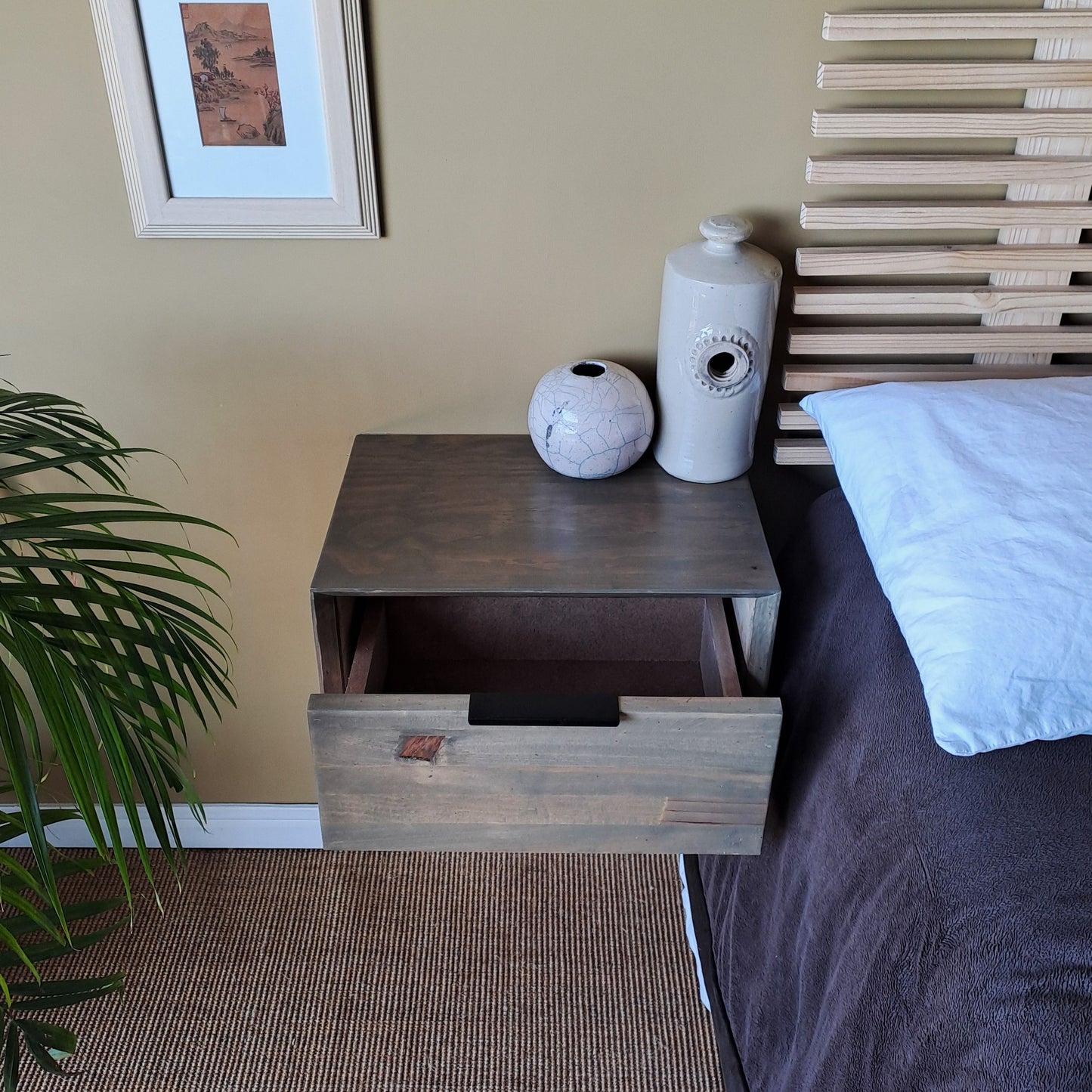 Terra Verde Floating Pedestal