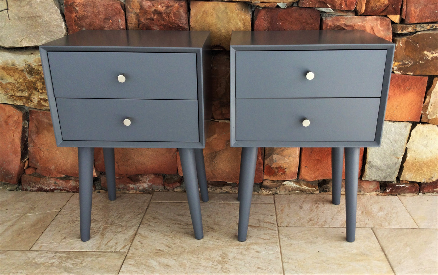 Grey Retro Pedestal
