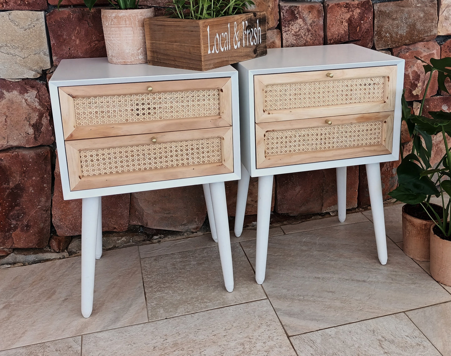 White Rattan Retro Pedestal