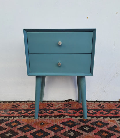 Soft Green Retro Pedestal