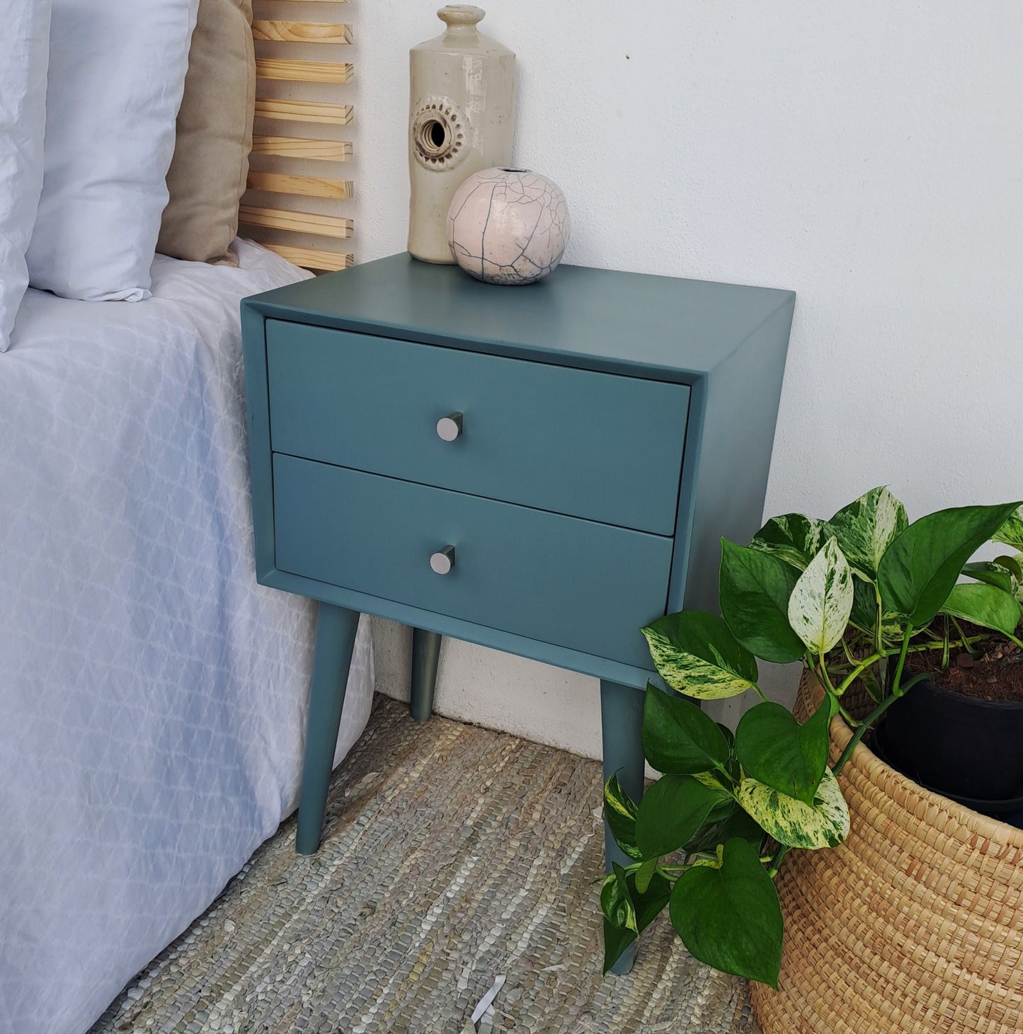 Retro Pedestal Collection