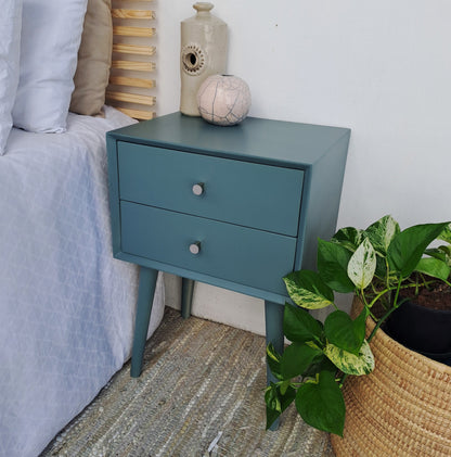 Retro Pedestal Collection