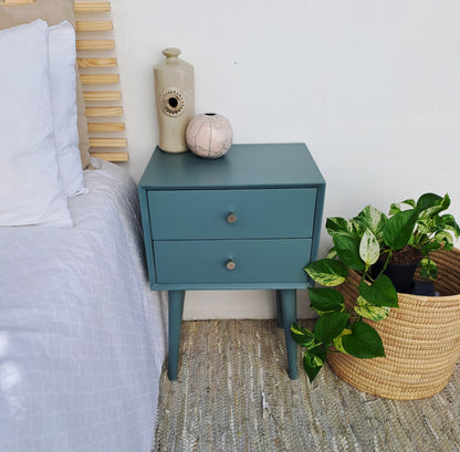 Retro Pedestal Collection