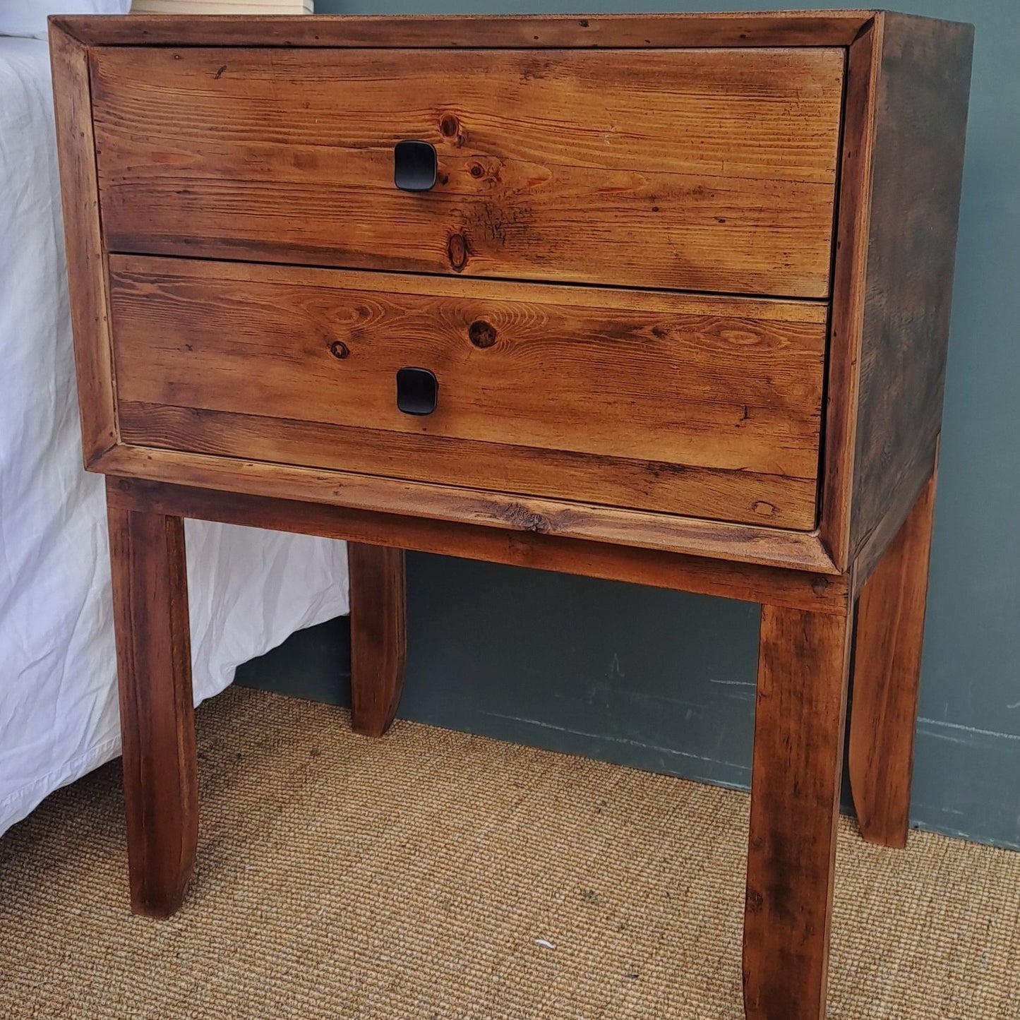 Natural Finish Modena Pedestals