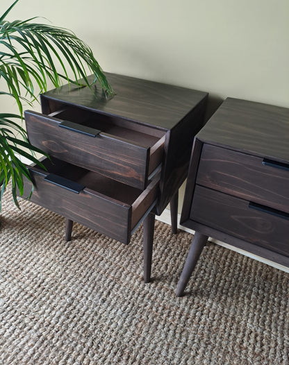 Natural Dark Wood Retro Pedestal