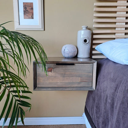 Terra Verde Floating Pedestal