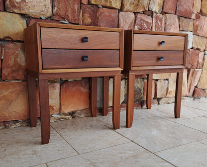 Solid Hardwood Modena Pedestal